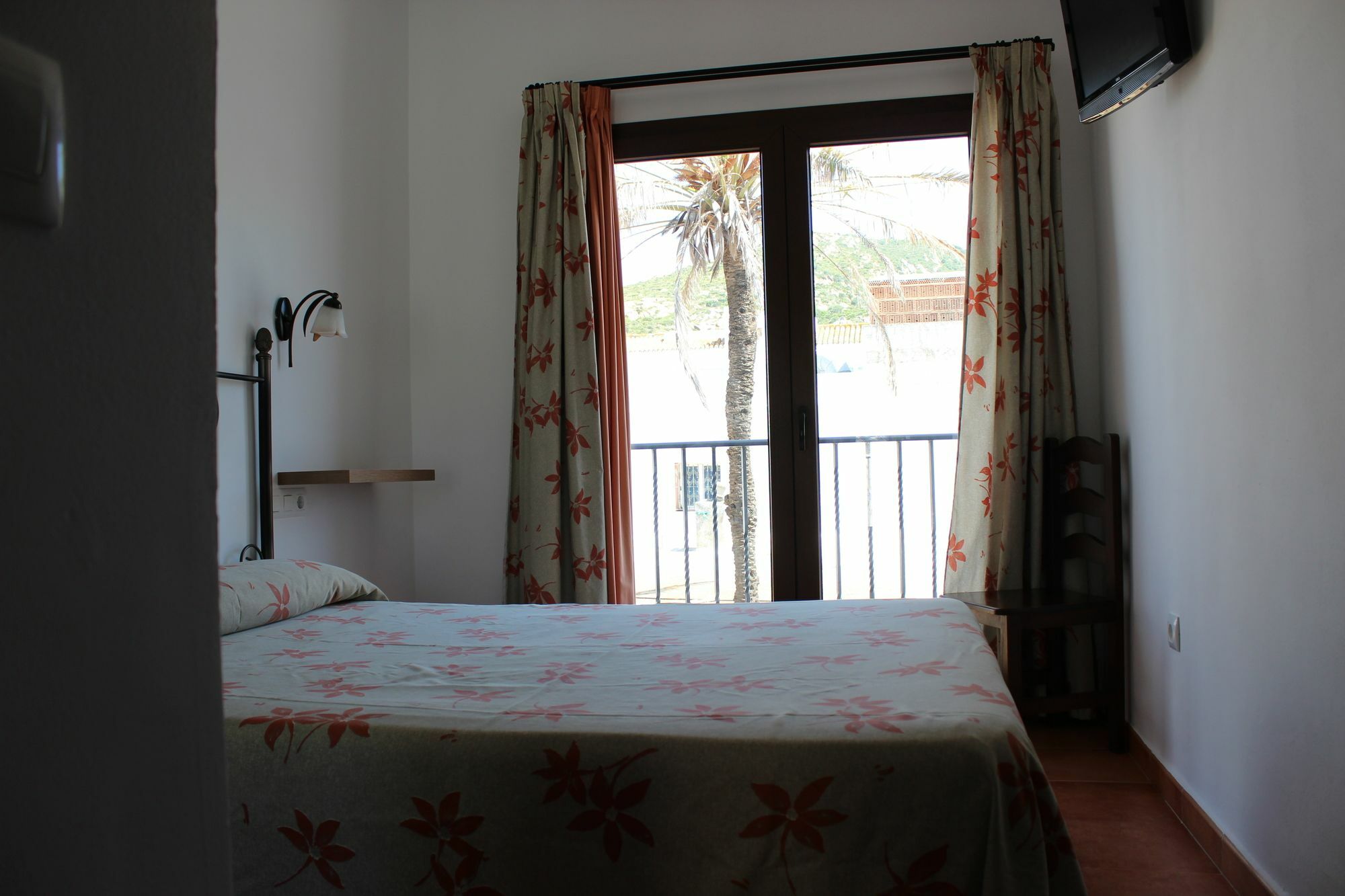 Hostal Jadraza Zahara de los Atunes Exterior photo